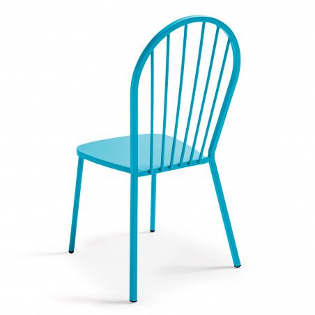 Chaise de terrasse rétro bleue