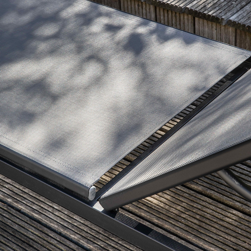 Bain de soleil gris en aluminium terrasse hôtel Bain de soleil gris en aluminium terrasse hôtel