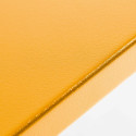 Focus table en métal JAUNE