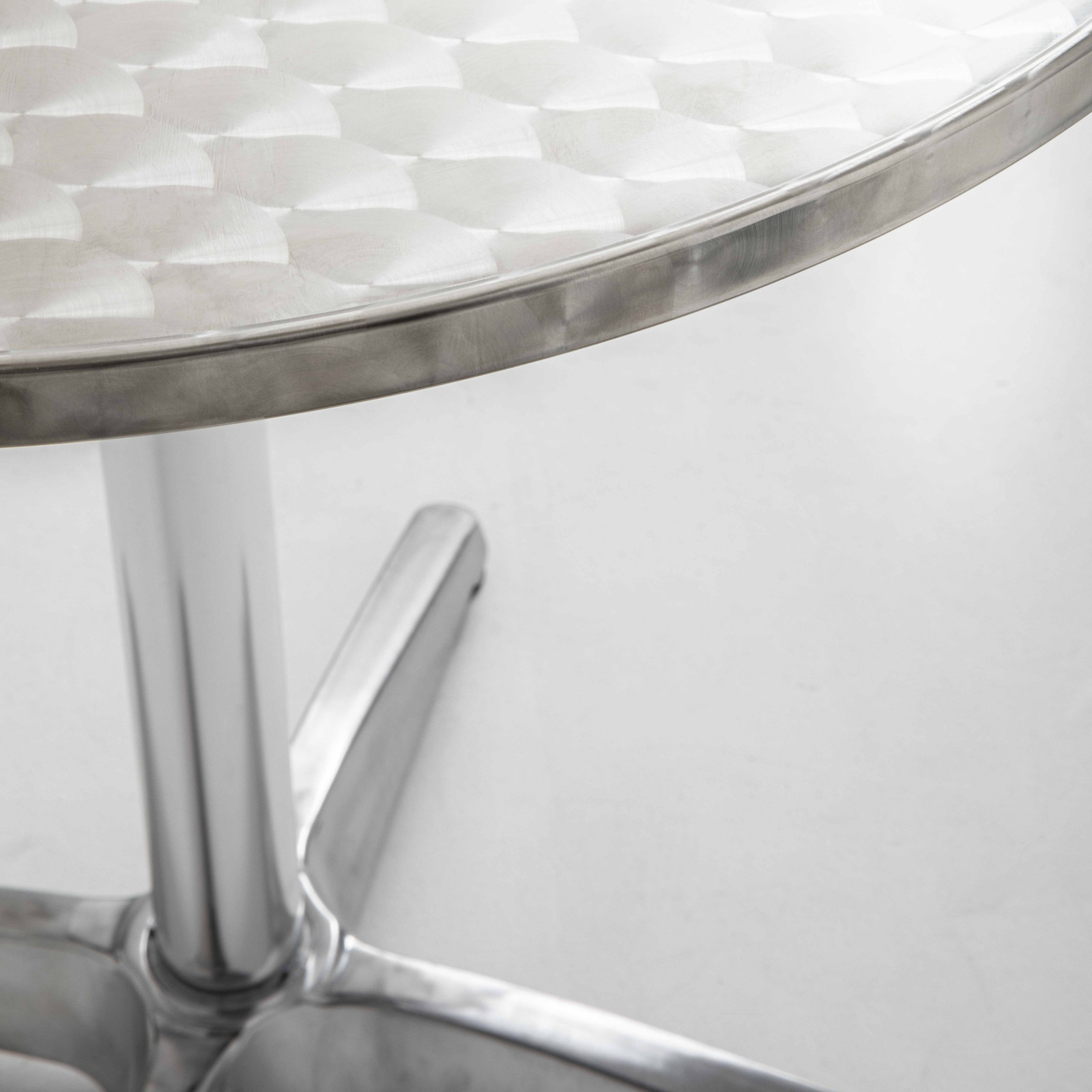 Focus plateau de table bistro ronde alu