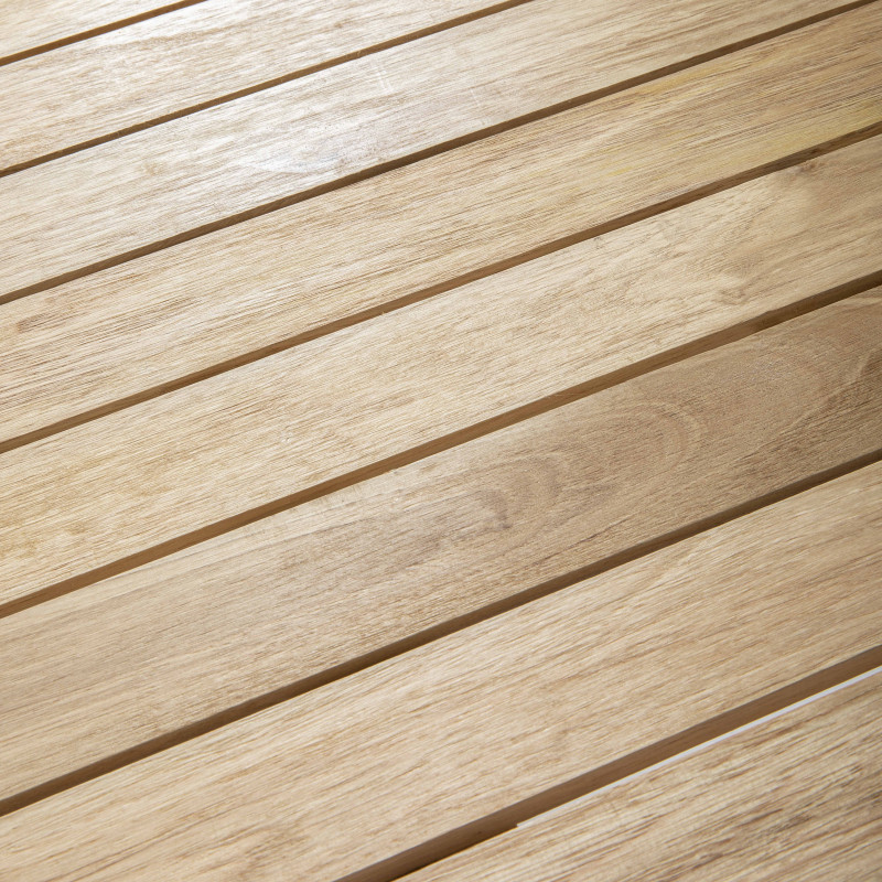 Table en bois carrée terrasse 4 personnes