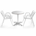 Table ronde en aluminium 4 places et 2 chaises avec accoudoirs Table ronde en aluminium 4 places et 2 chaises avec accoudoirs
