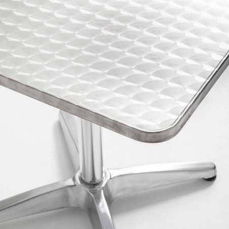 Focus plateau et pied de table carrée aluminium