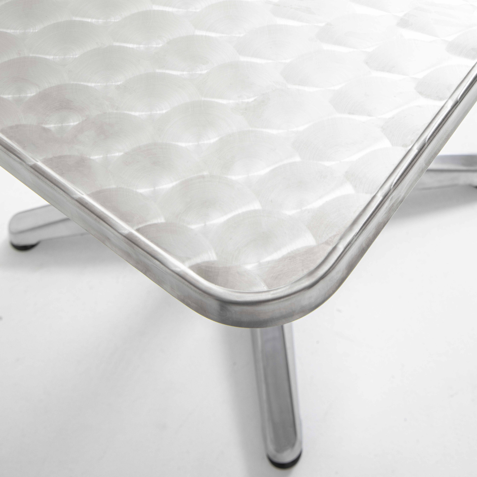 Table de terrasse carrée en aluminium plateau rabattable