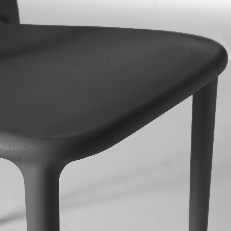 Chaise polypropylène noire (5/6)