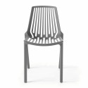 Chaise design en plastique avec dossier ajouré
