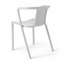 Fauteuil de terrasse design en plastique