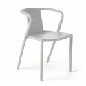 Fauteuil de terrasse design en plastique