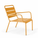 Fauteuil de terrasse bas en métal