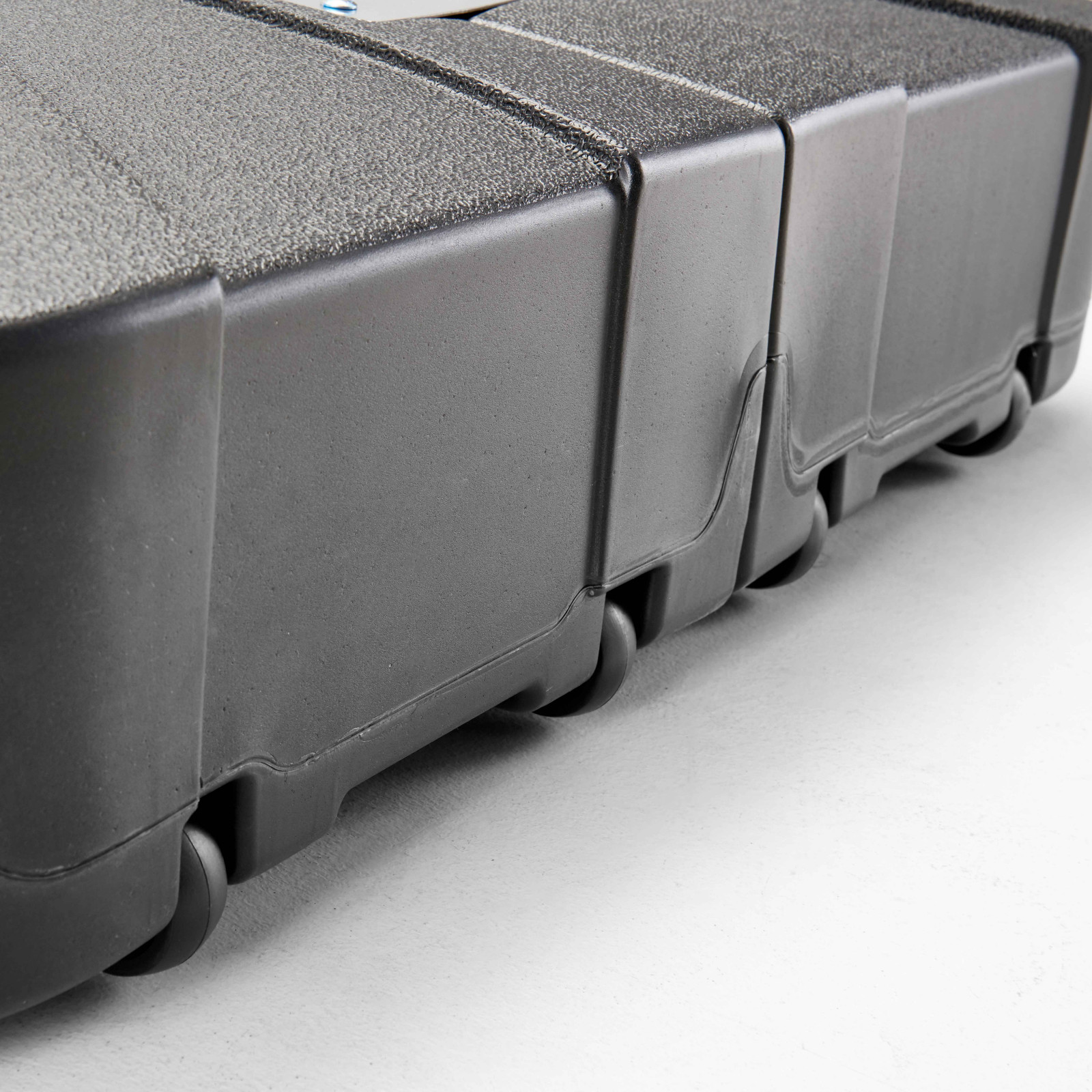 Ensemble parasol déporté (3 x 3m) 250g/m² + dalle à lester sur roues 110L