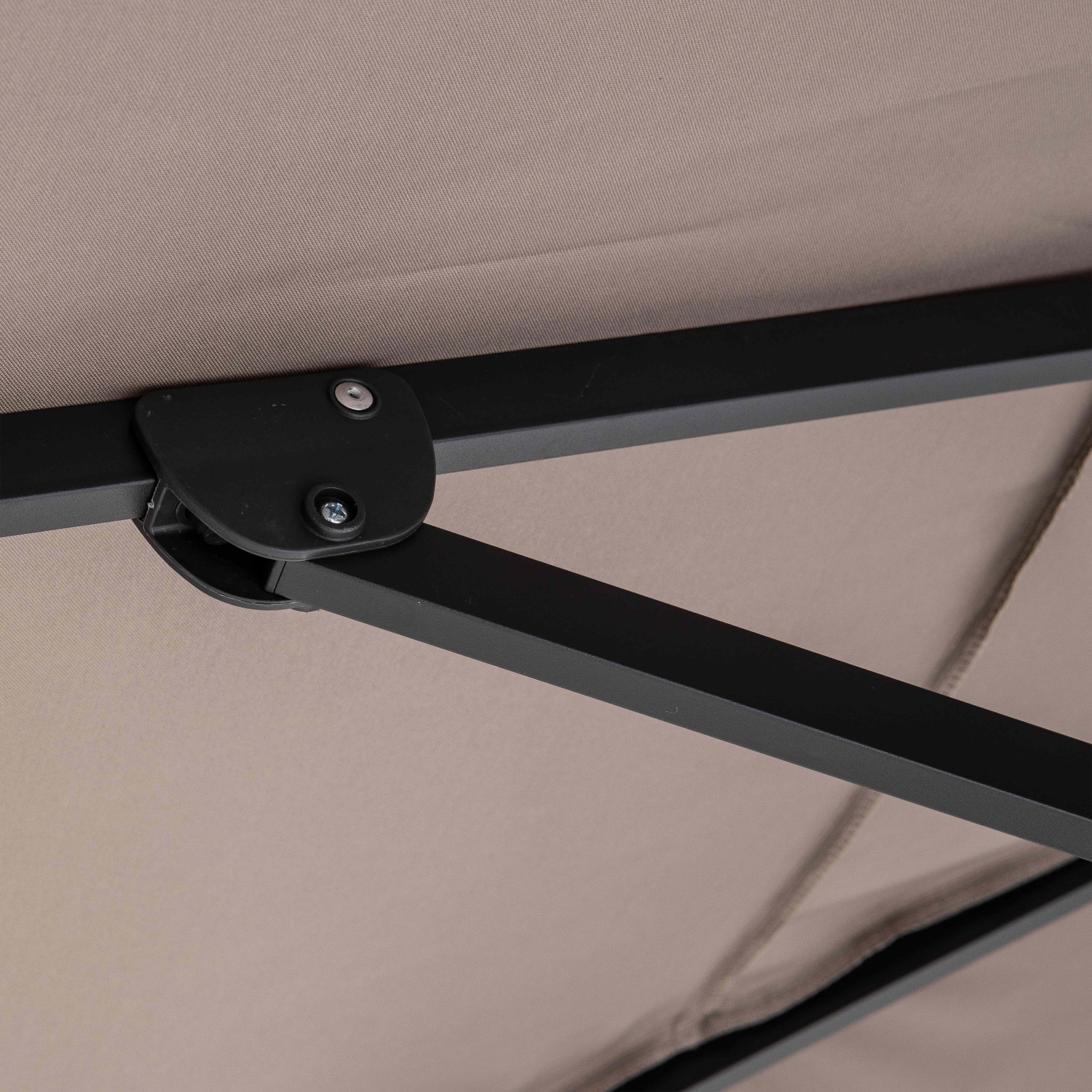 Ensemble parasol déporté inclinable (4 x 3 m) 240g/m² + 4 dalles lestées