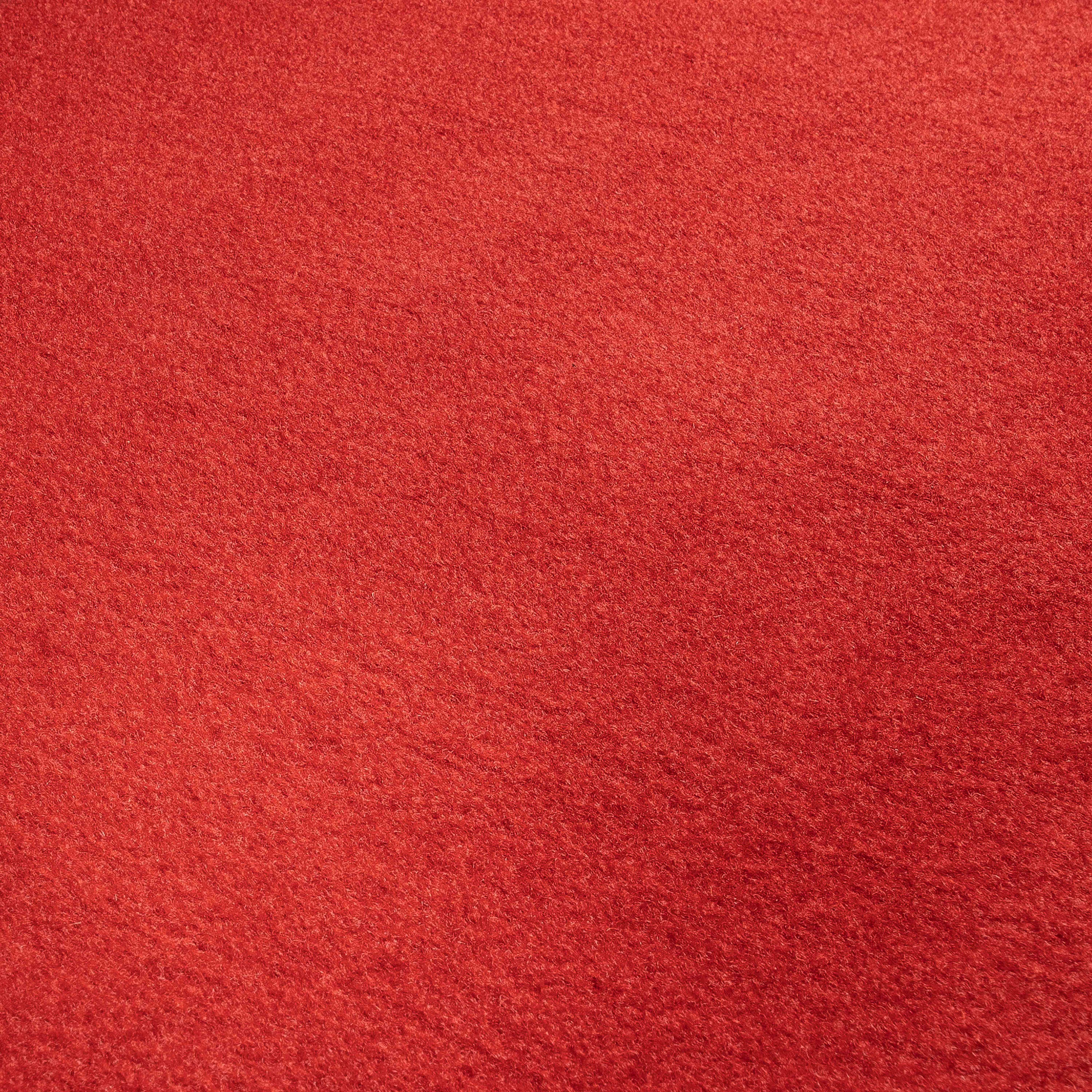 Rouleau de moquette rouge de 1 x 5m en polyester 250g/m²
