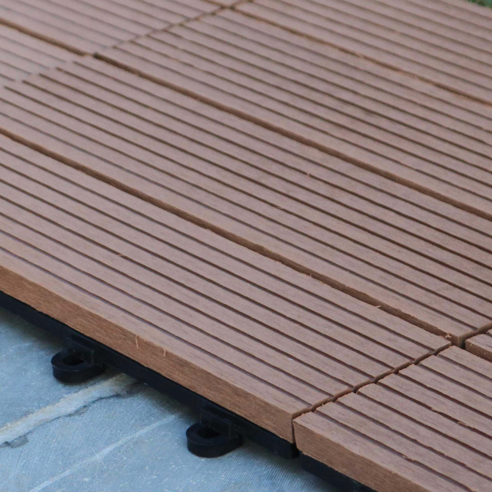 8 dalles de terrasse en bois composite