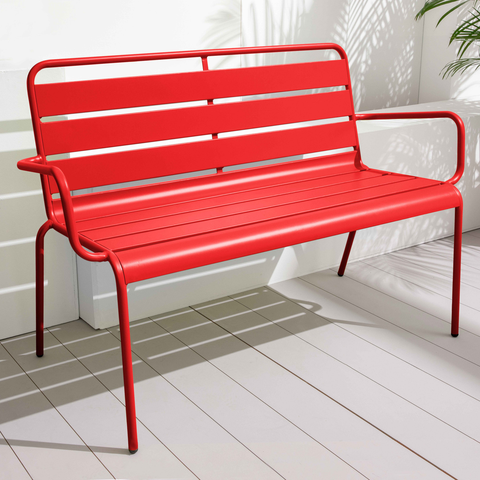 Banc avec dossier et accoudoirs en métal