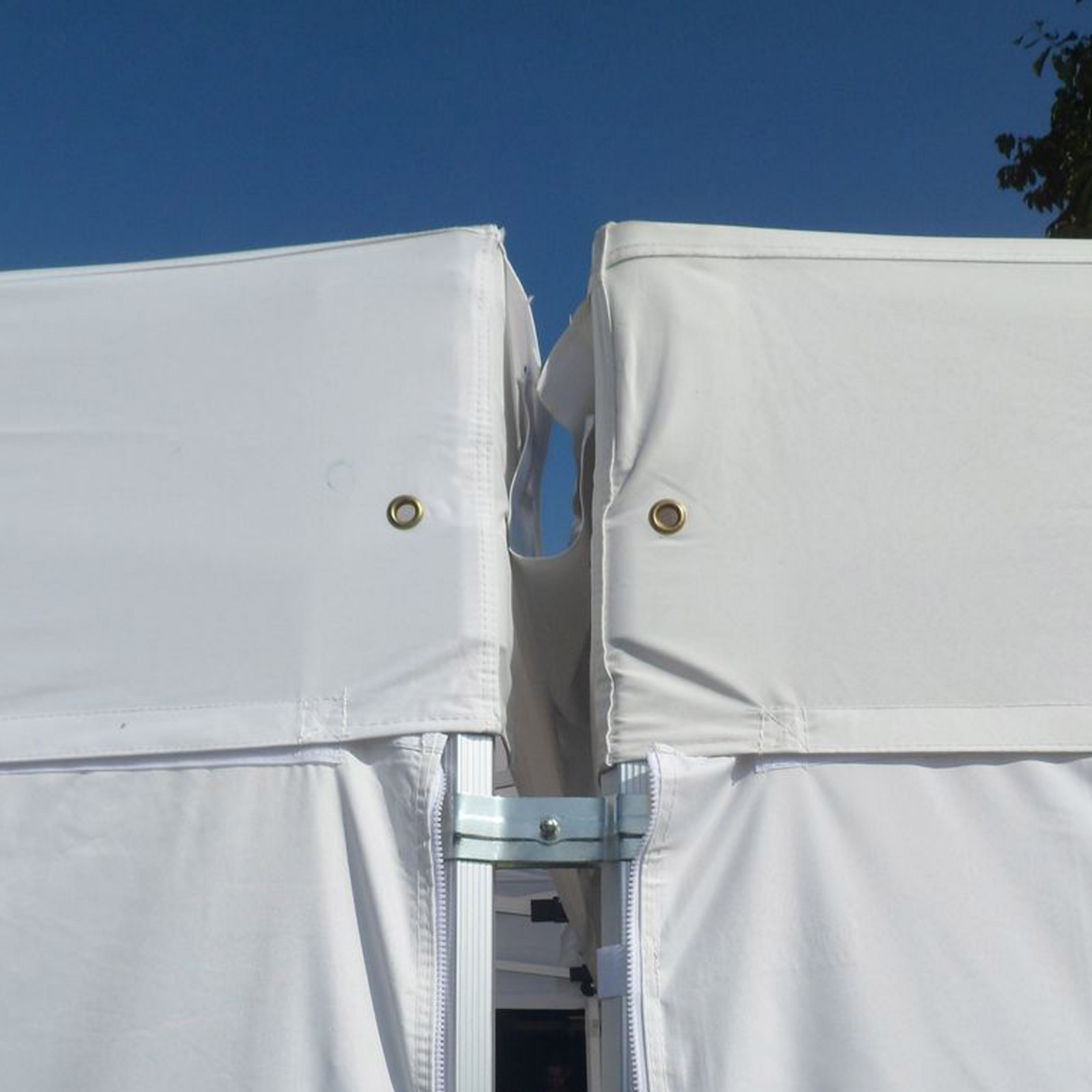 Gouttière blanche 4m - 300gr/m2