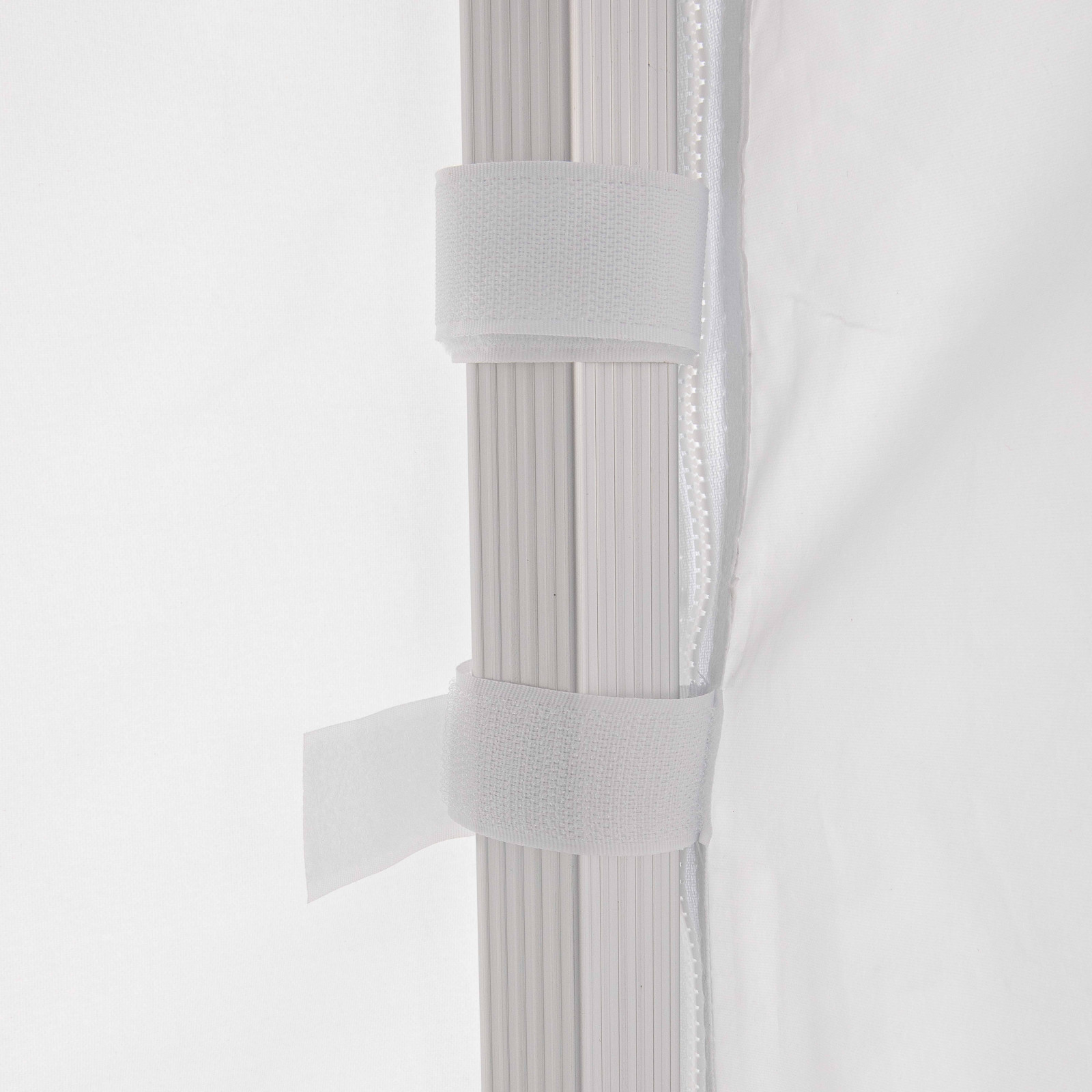 Mur porte zippable blanche 4,5m - 300g/m² Mur porte zippable blanche 4,5m - 300g/m²