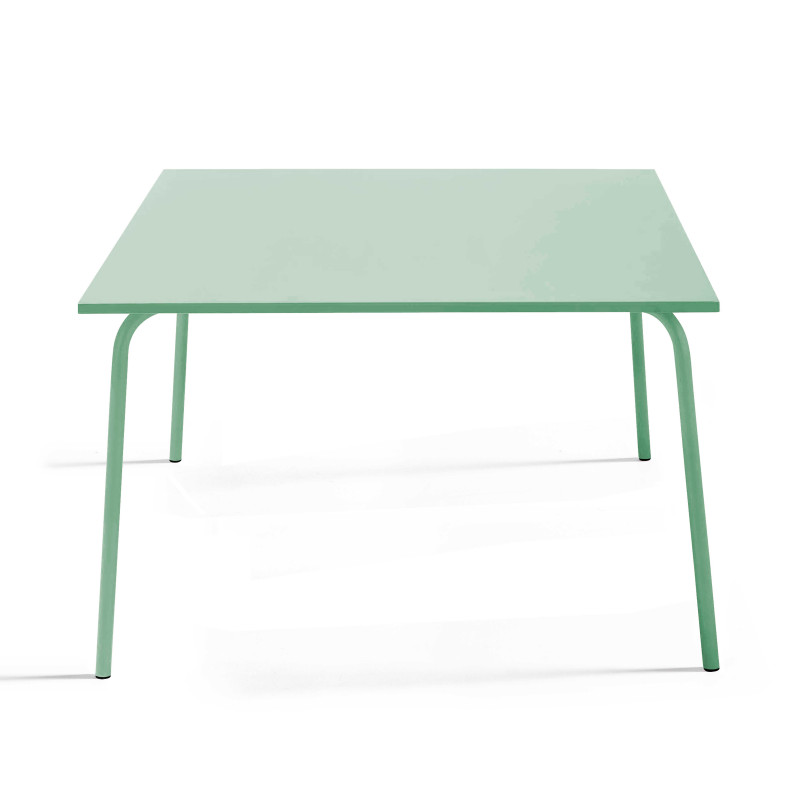 Table carrée en métal (120 cm) - 8 places