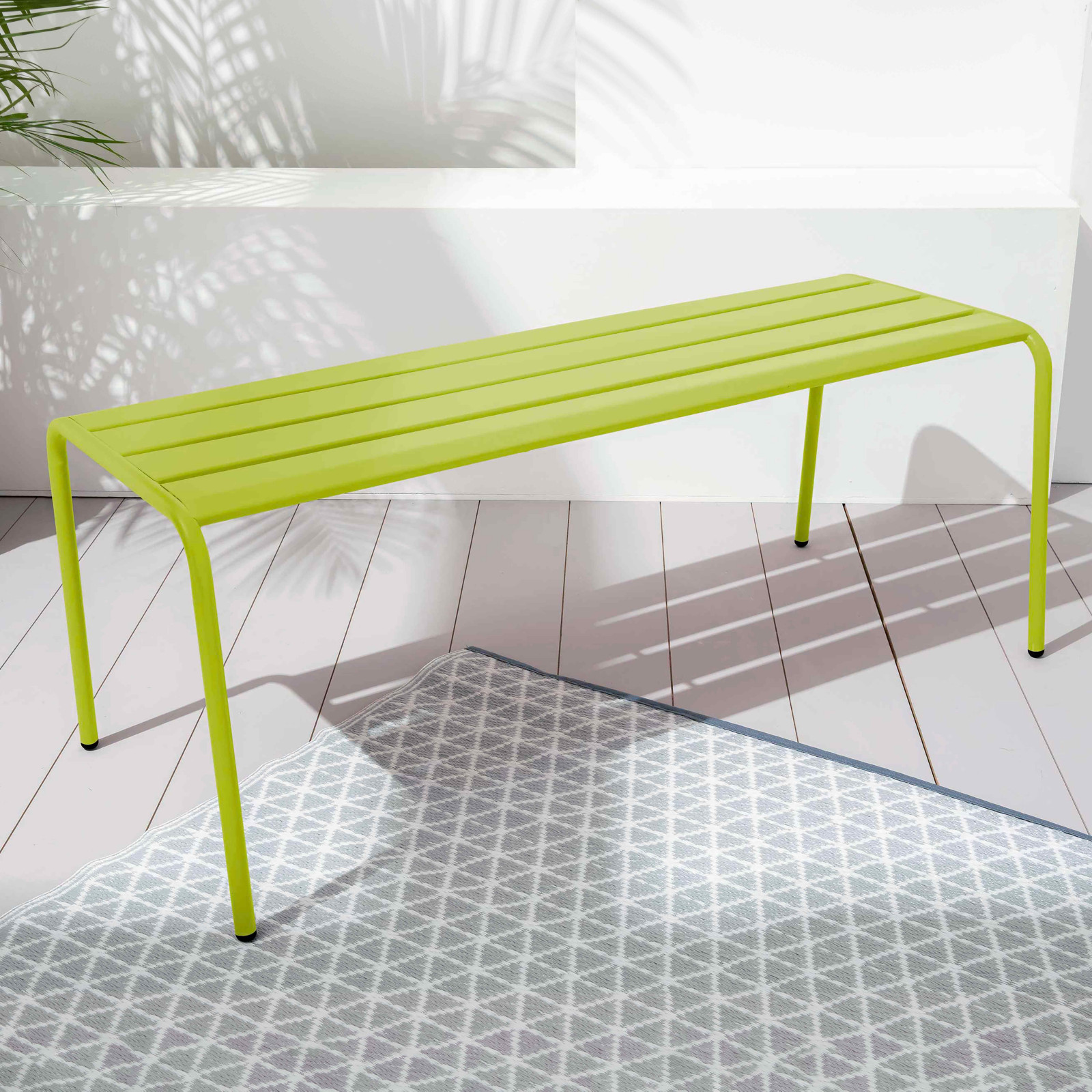 Banquette d'extérieur en métal
