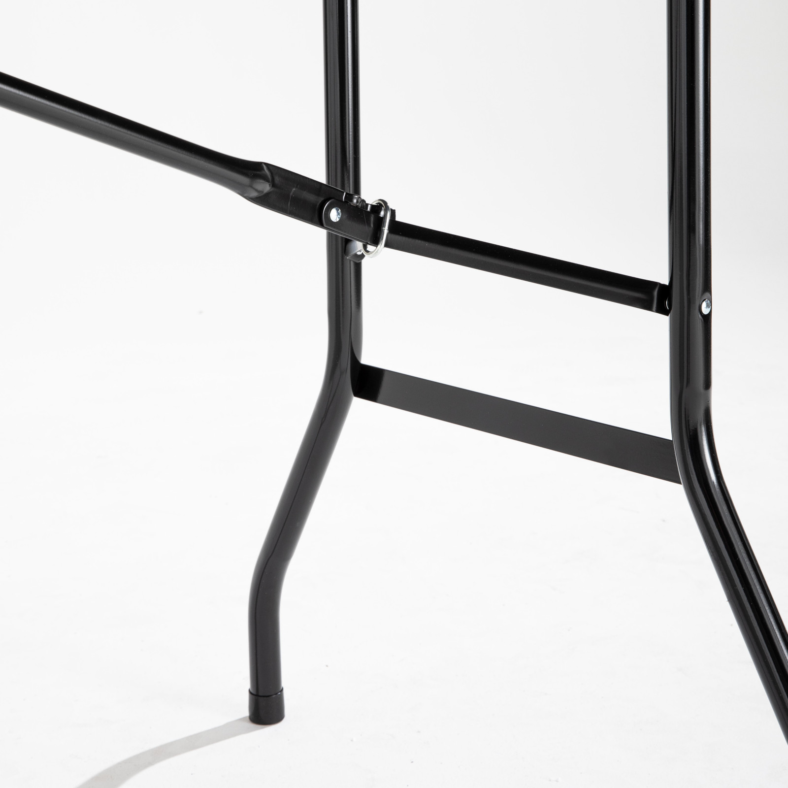 Table pliante noire monobloc 200 cm -  10 places Table pliante noire monobloc 200 cm -  10 places