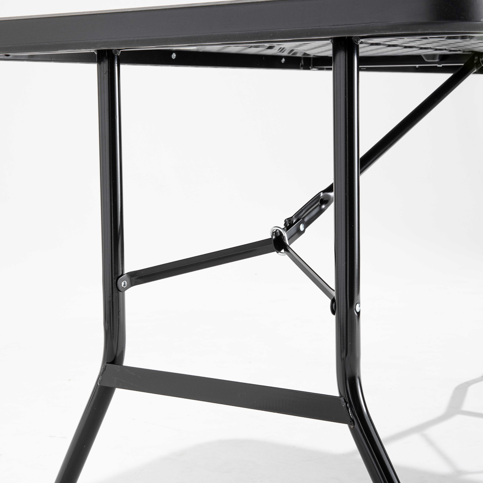 Table pliante monobloc noire 183 cm - 8 places Table pliante monobloc noire 183 cm - 8 places