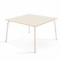 Ensemble table carrée 120 cm et 8 fauteuils en métal