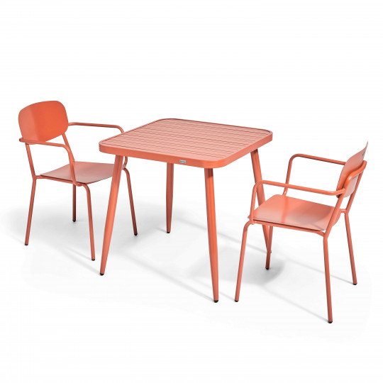 Table de terrasse carrée ( 75 x 75 x 76 cm) + 2 fauteuils en aluminium