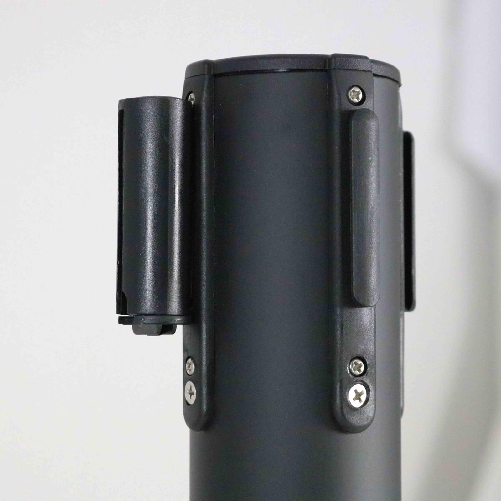 Poteaux de guidage à sangle rétractable