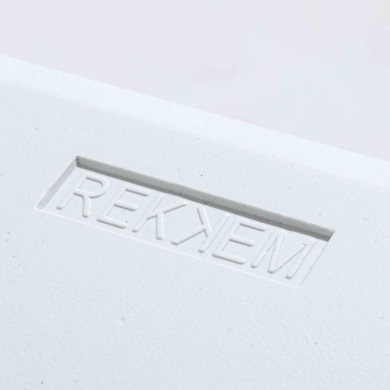 Table monobloc et chaises pliantes 10 places 200cm PEHD