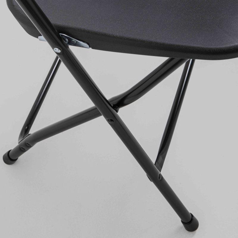 Chaise pliante noire en plastique