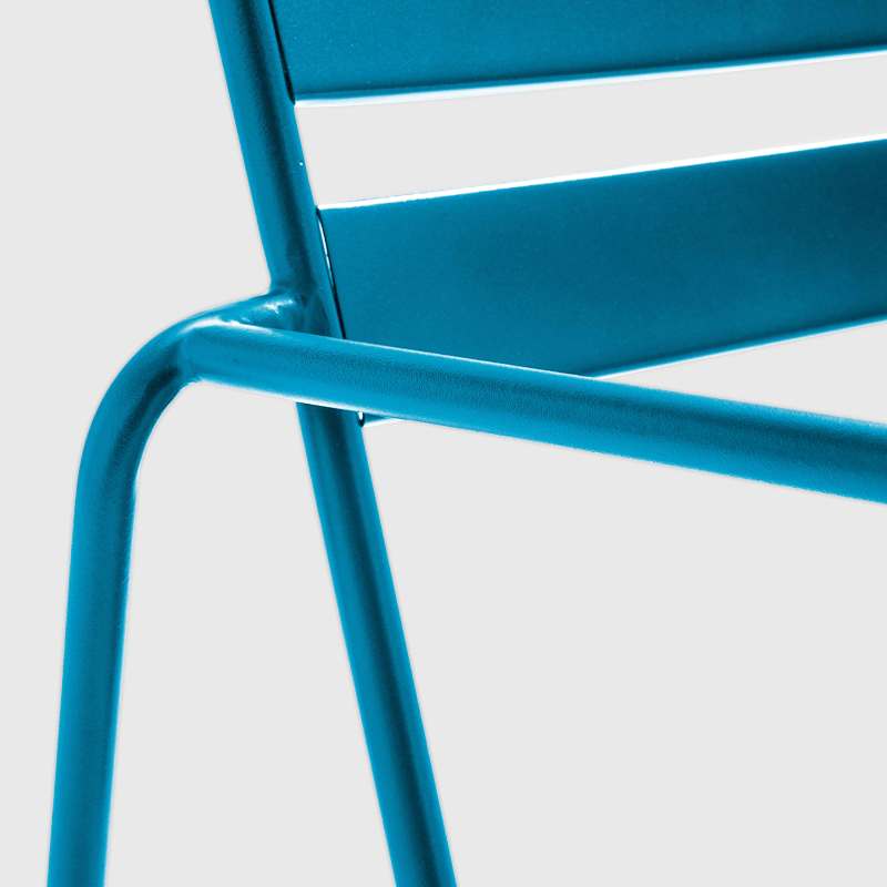 Fauteuil de terrasse design en métal