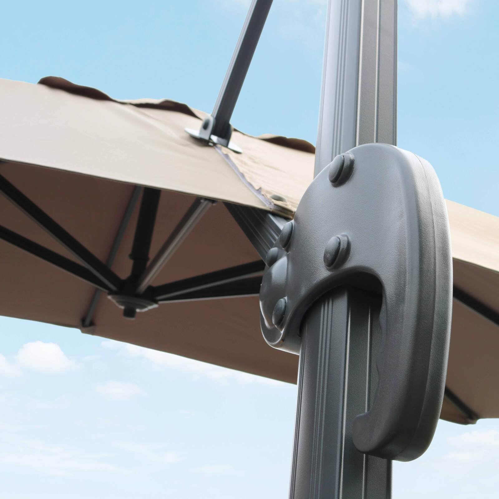 Parasol déporté rectangulaire (2x3m) rotatif 360° - 240g/m² Parasol déporté rectangulaire (2x3m) rotatif 360° - 240g/m²