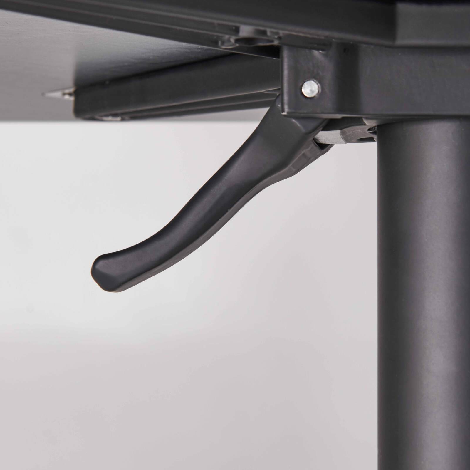 Table carré haute (60x60 cm) inclinable en HPL