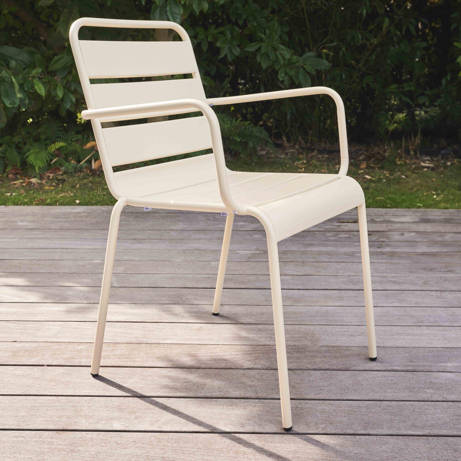 Chaise de terrasse avec accoudoirs en métal