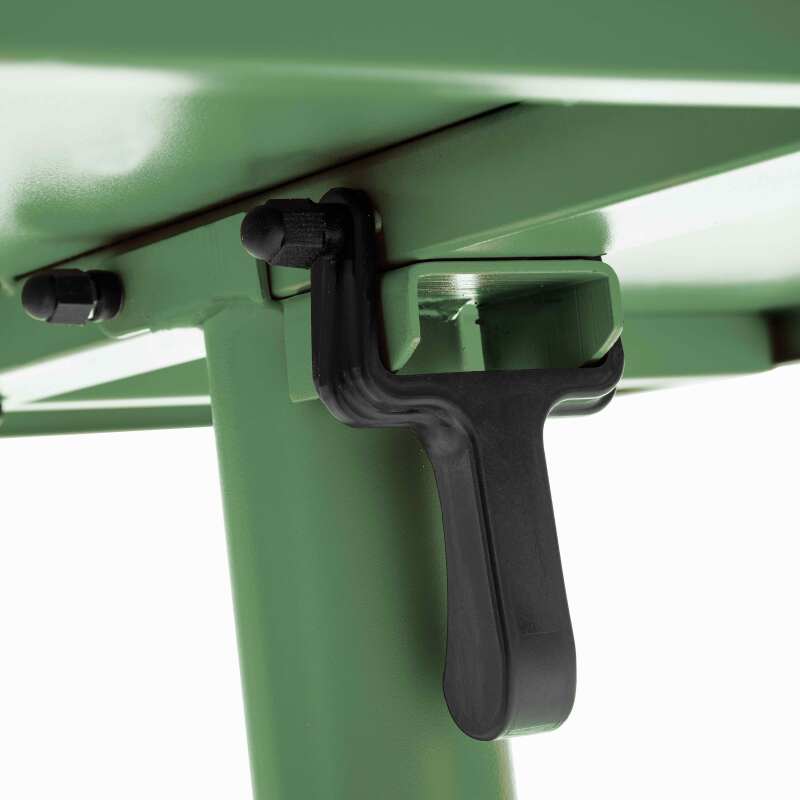 Ensemble table carrée avec plateau inclinable et 2 fauteuils en métal