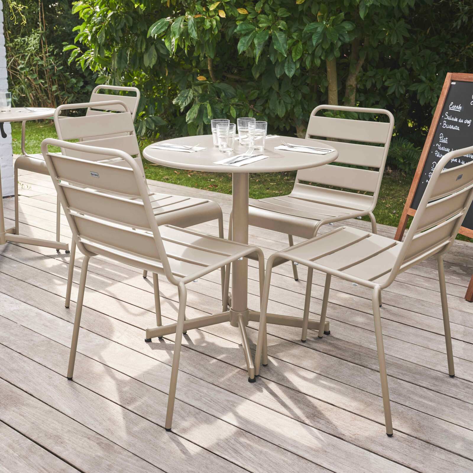 Ensemble de terrasse inclinable (Ø70 x 72 cm) + 4 chaises en métal
