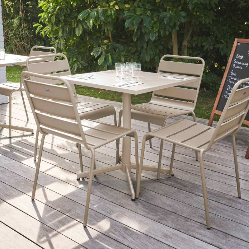 Ensemble de terrasse inclinable (70 x 70 x 72 cm) + 4 chaises en métal