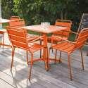 Ensemble table carrée avec plateau inclinable (70x70 cm) + 4 fauteuils en métal