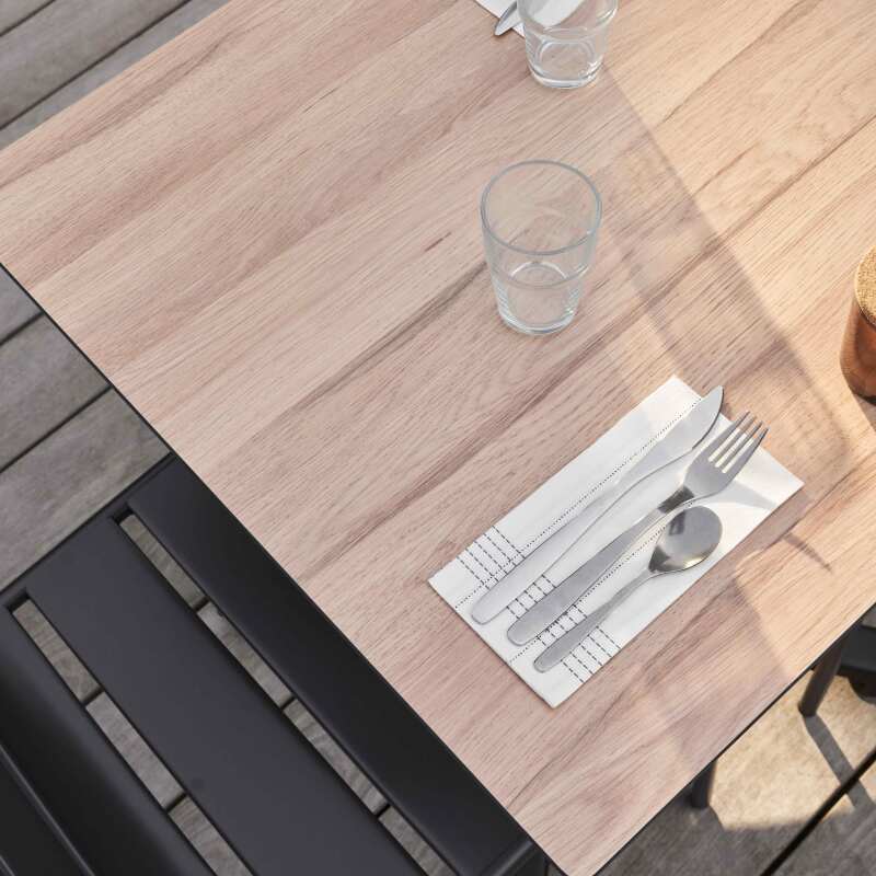 Table carré (60x60 cm) inclinable en HPL avec pied blanc (4/7)