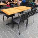 Table carrée en bois 70 x 70 cm et 2 chaises en métal (1/1)