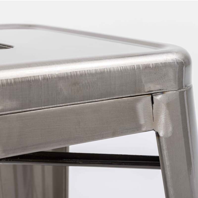 Lot de 4 tabourets en métal mat