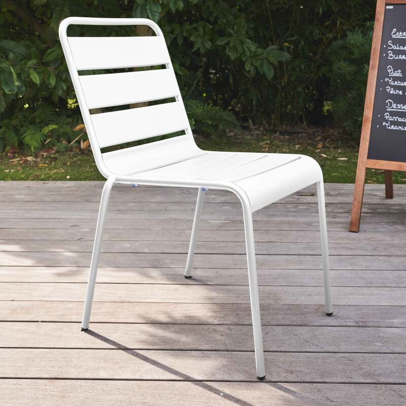 Chaise de terrasse en métal thermolaqué