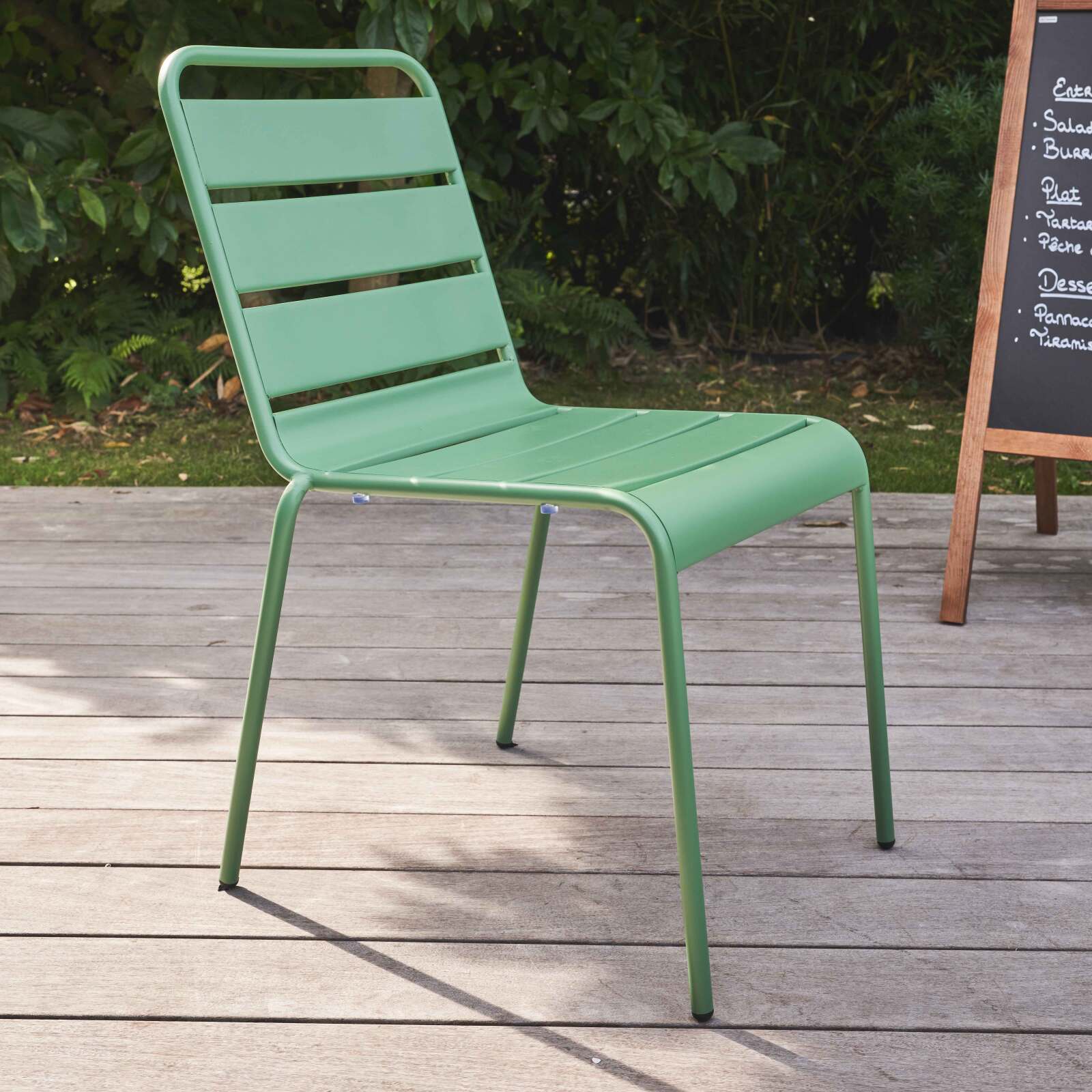 Chaise de terrasse en métal thermolaqué