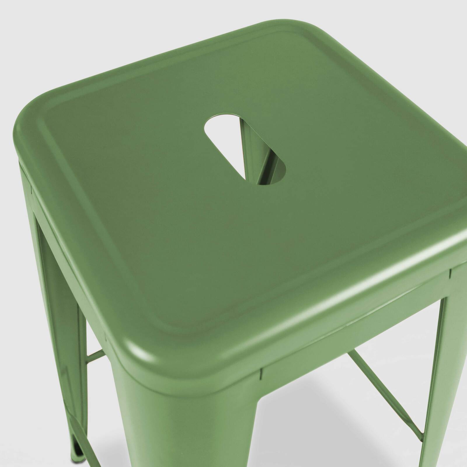 Lot de 4 tabourets en métal mat