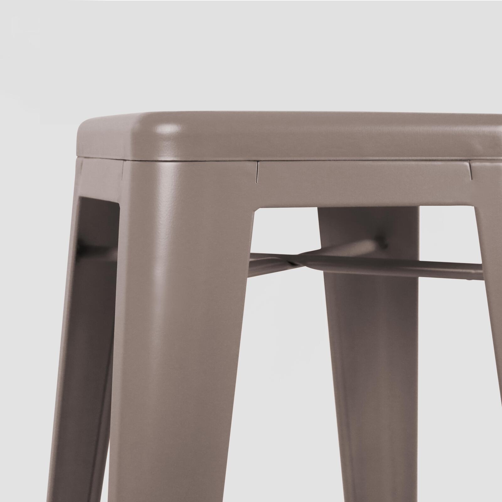 Lot de 4 tabourets en métal mat