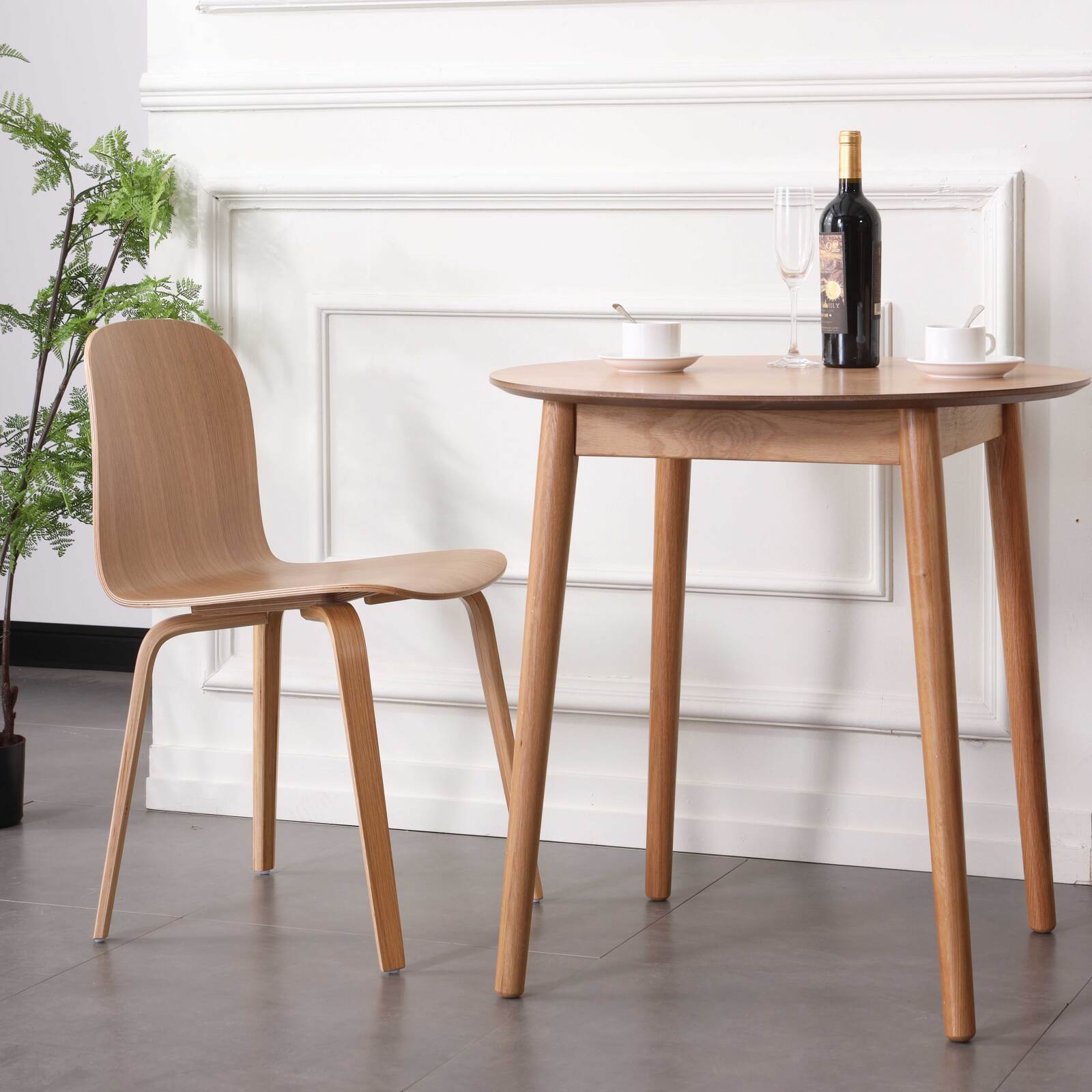 Lot de 2 chaises en contreplaqué Lot de 2 chaises en contreplaqué FSC®