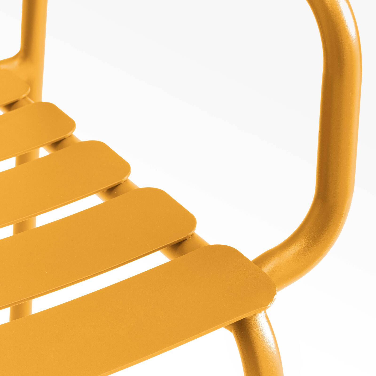 Chaise de terrasse avec accoudoirs en aluminium