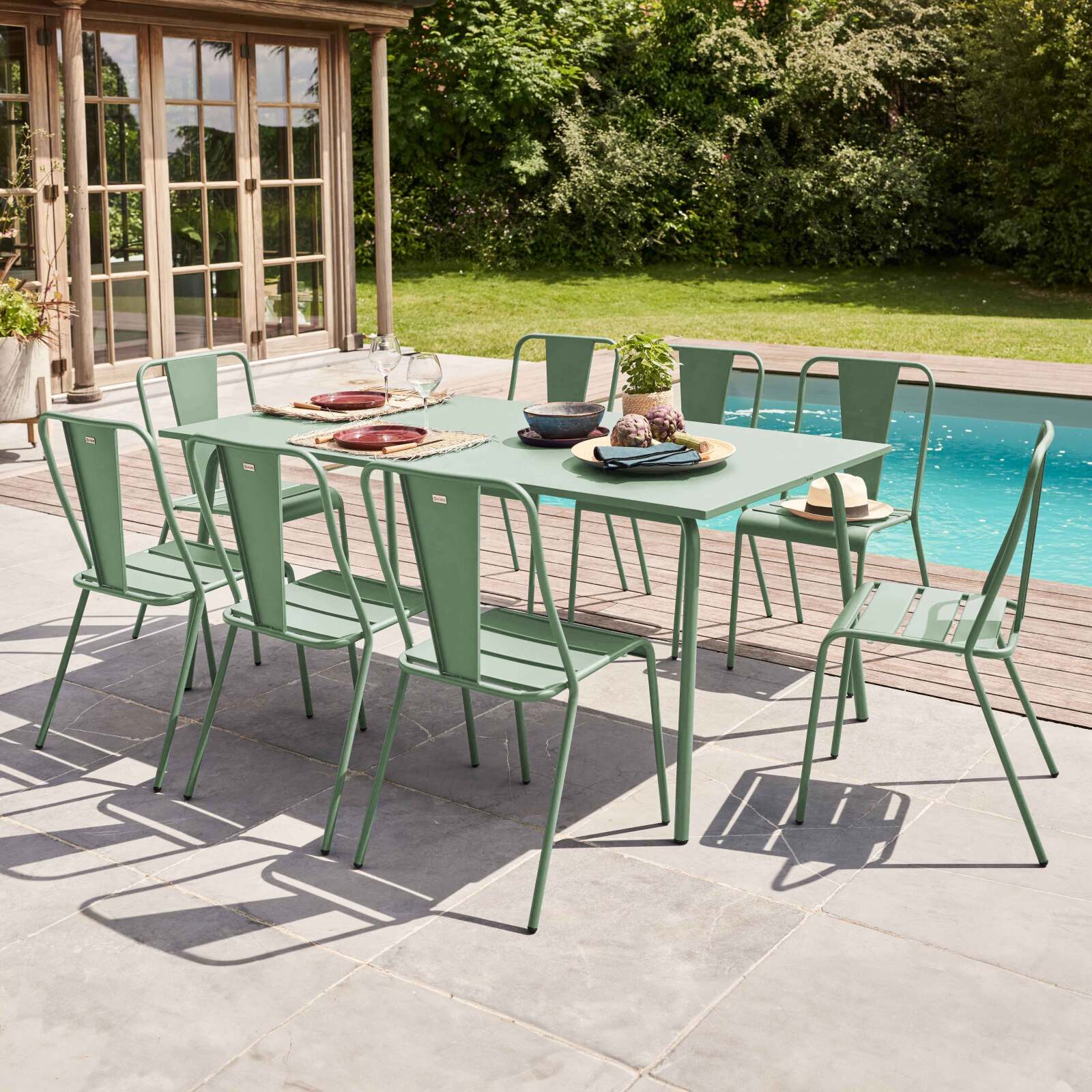 Ensemble table rectangulaire 180 cm et 8 chaises style bistrot