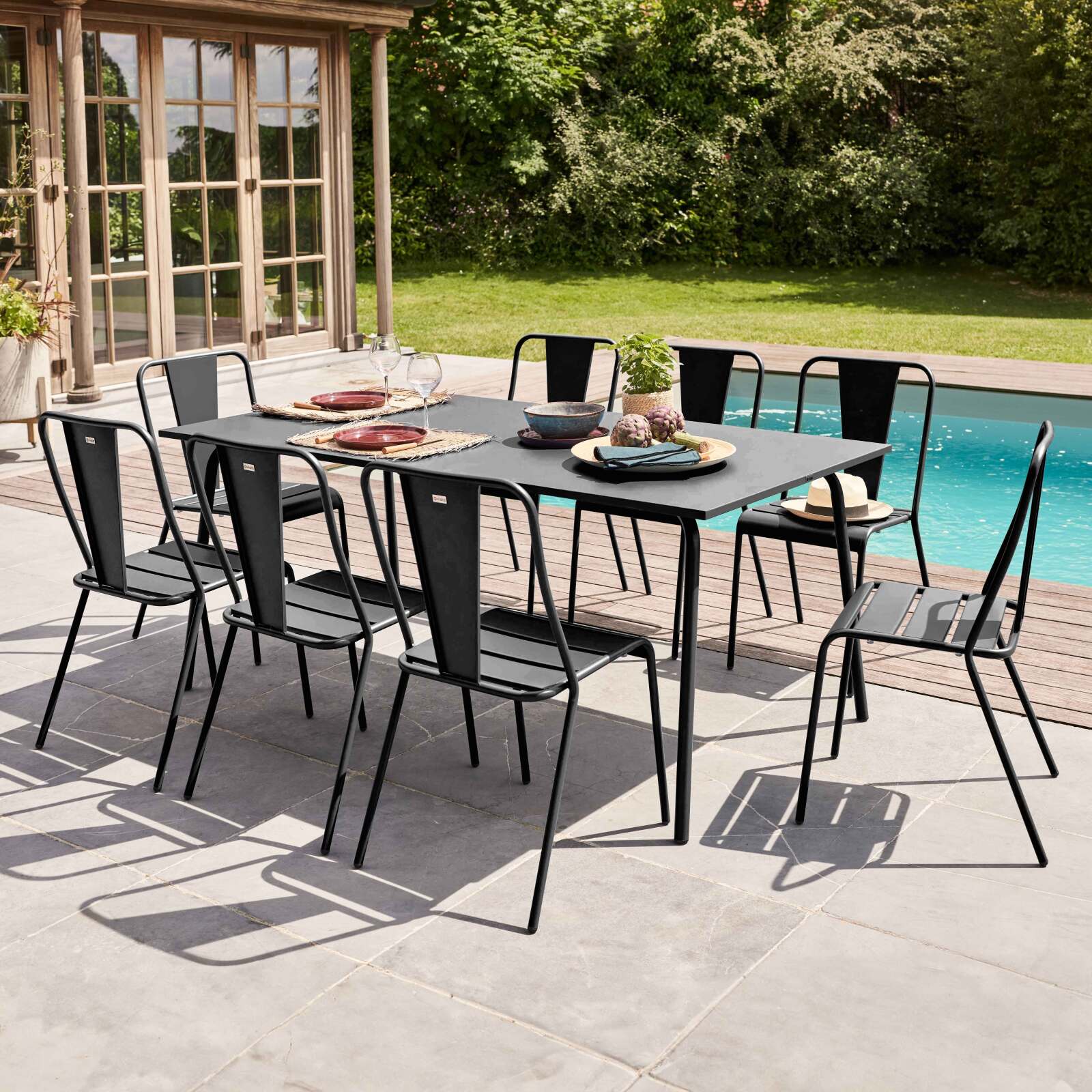 Ensemble table rectangulaire 180 cm et 8 chaises style bistrot