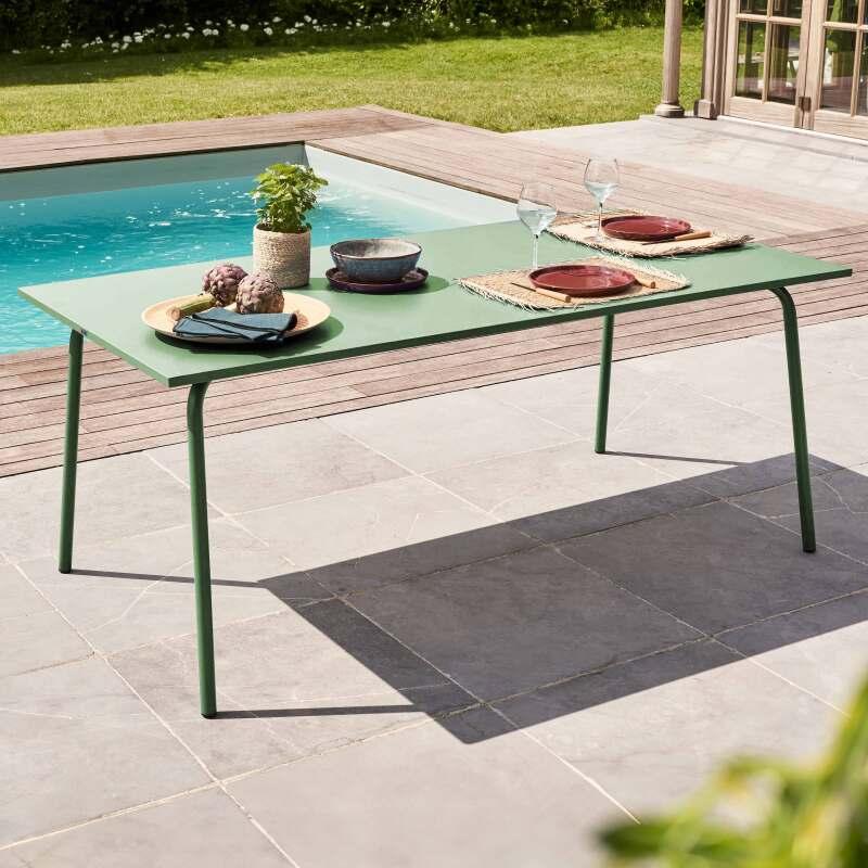 Table rectangulaire en métal (180 cm) -  8 places