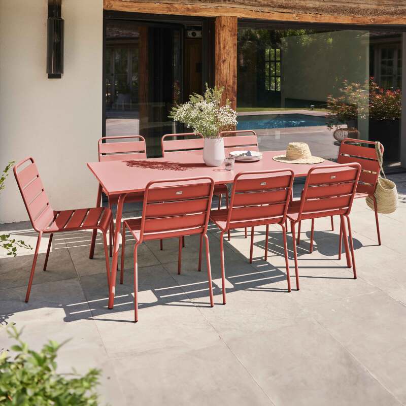 Ensemble table rectangulaire 180 cm et 8 chaises en métal (2/6)